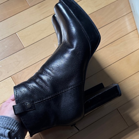 Stuart Weitzman Black Leather Ankle Boots 8M - Picture 7 of 11